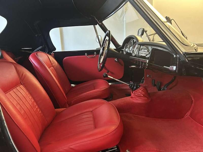 Usata Alfa Romeo Giulietta 77 CV (56 kW) 1961 Nero Cabrio