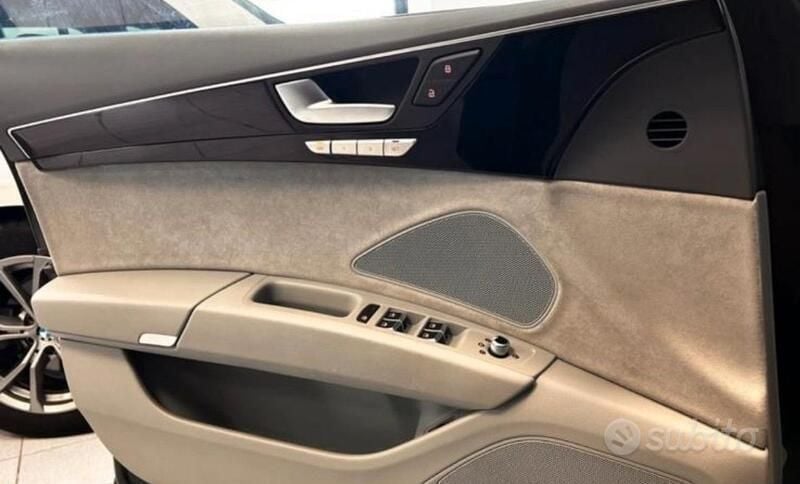 Usata Audi A8 250 CV (183 kW) 2013 Nero Berlina