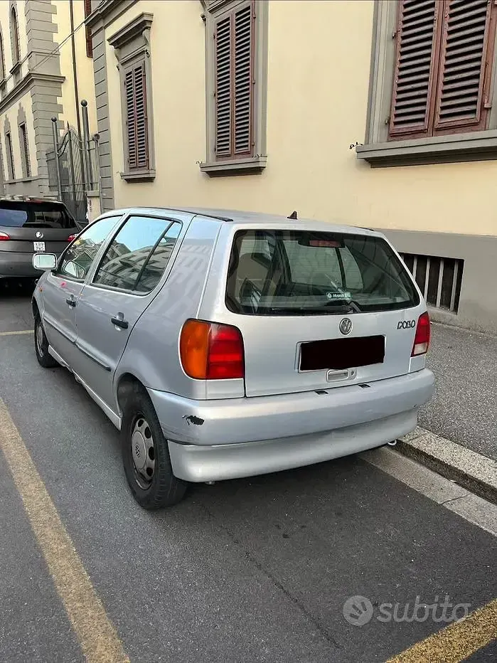 Usata VW Polo 64 CV (47 kW) 1998 Grigio Berlina