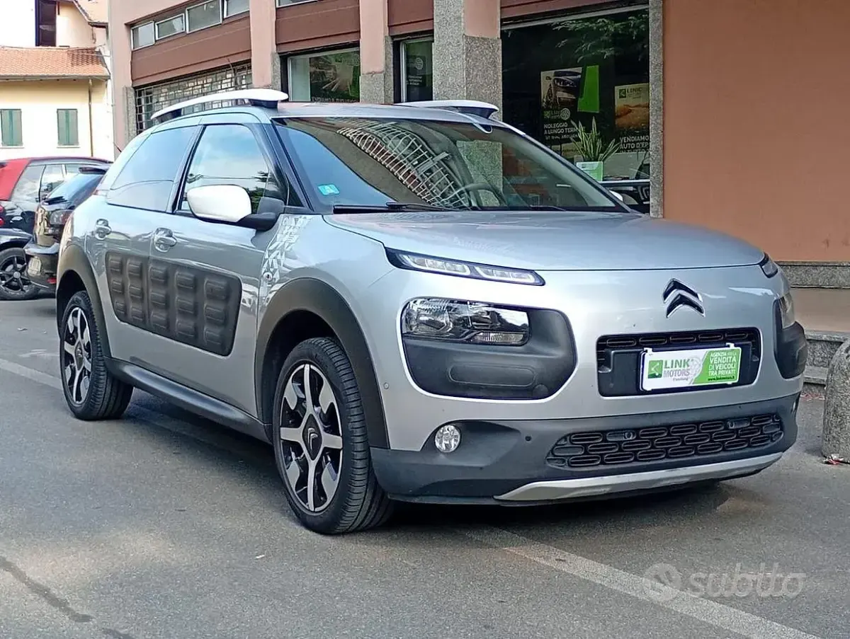 Usata Citroën C4 Rip Curl 99 CV (72 kW) 2017 Grigio SUV