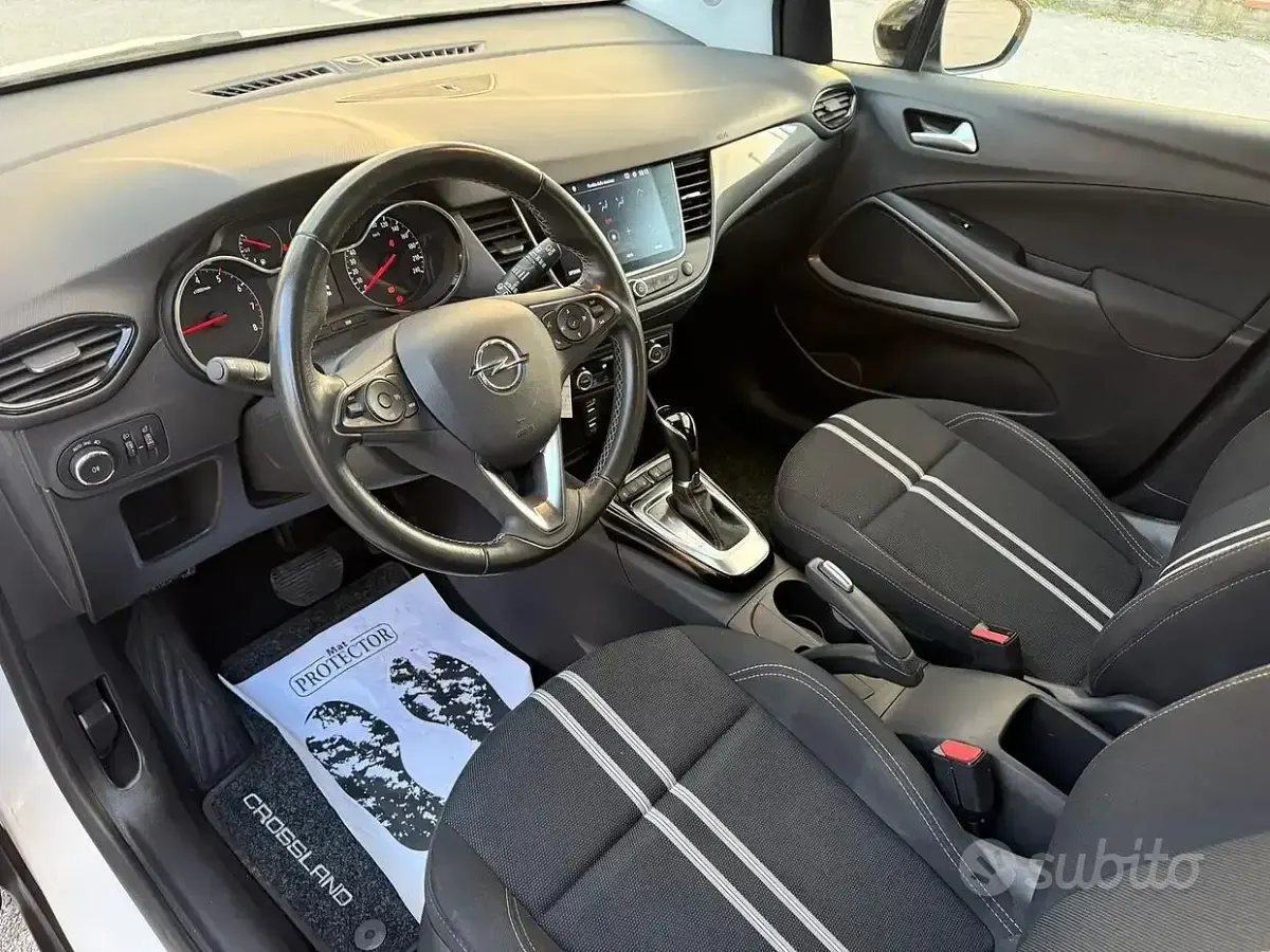 Usata Opel Crossland 131 CV (96 kW) 2024 Bianco SUV