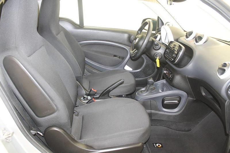 Usata Smart ForTwo Electric Drive Prime 59 kW (81 CV) 2018 Blu Utilitaria