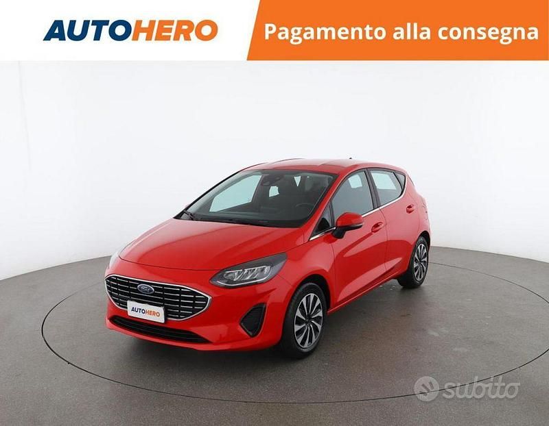 Rosso Usata 2022 Ford Fiesta Titanium Tre volumi | 12.299 € (Ottimo prezzo) - Immagine 1/2
