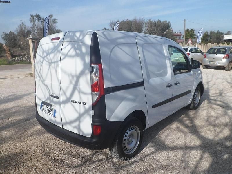 Usata Renault Kangoo 116 CV (85 kW) 2020 Bianco Monovolume