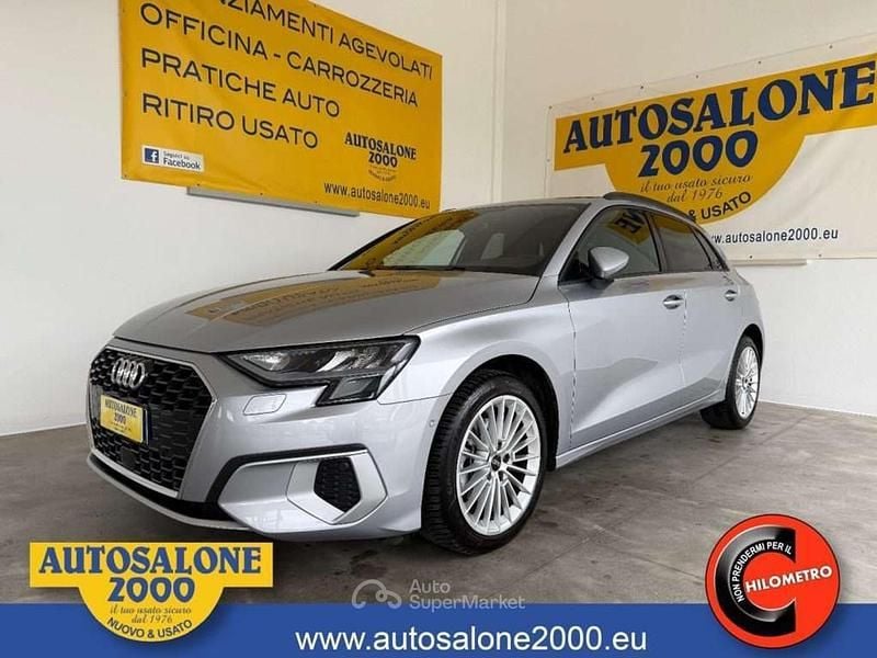 Usata Audi A3 e-tron Business 110 CV (80 kW) 2022 Argento Utilitaria