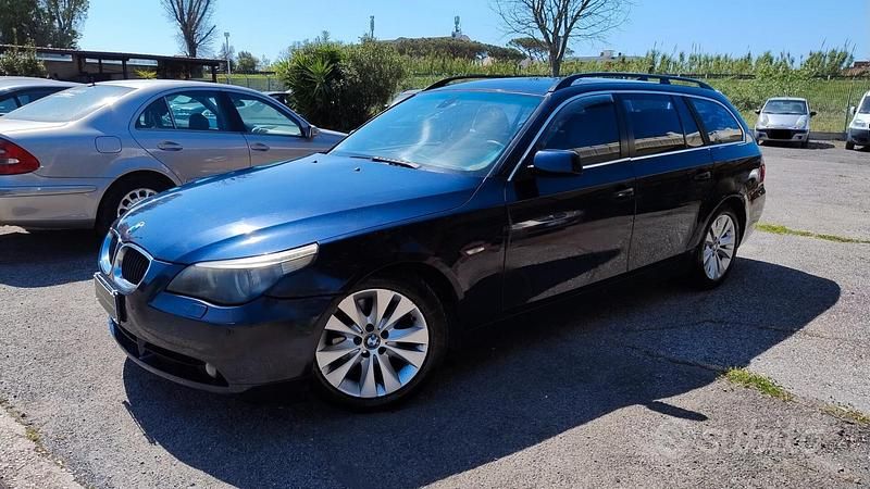 Blu Usata 2005 BMW 530 Station wagon | 3700 € (Buon prezzo) - Immagine 1/4
