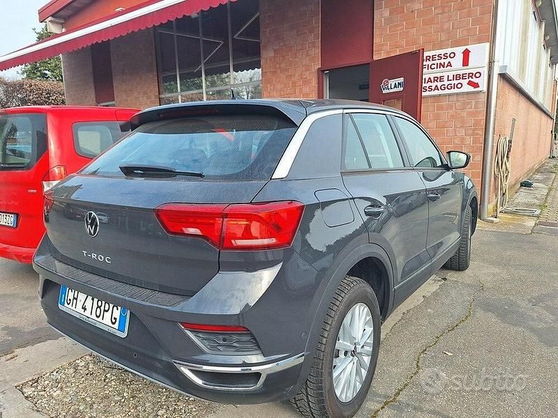 Usata VW T-Roc Business 150 CV (110 kW) 2021 Grigio SUV