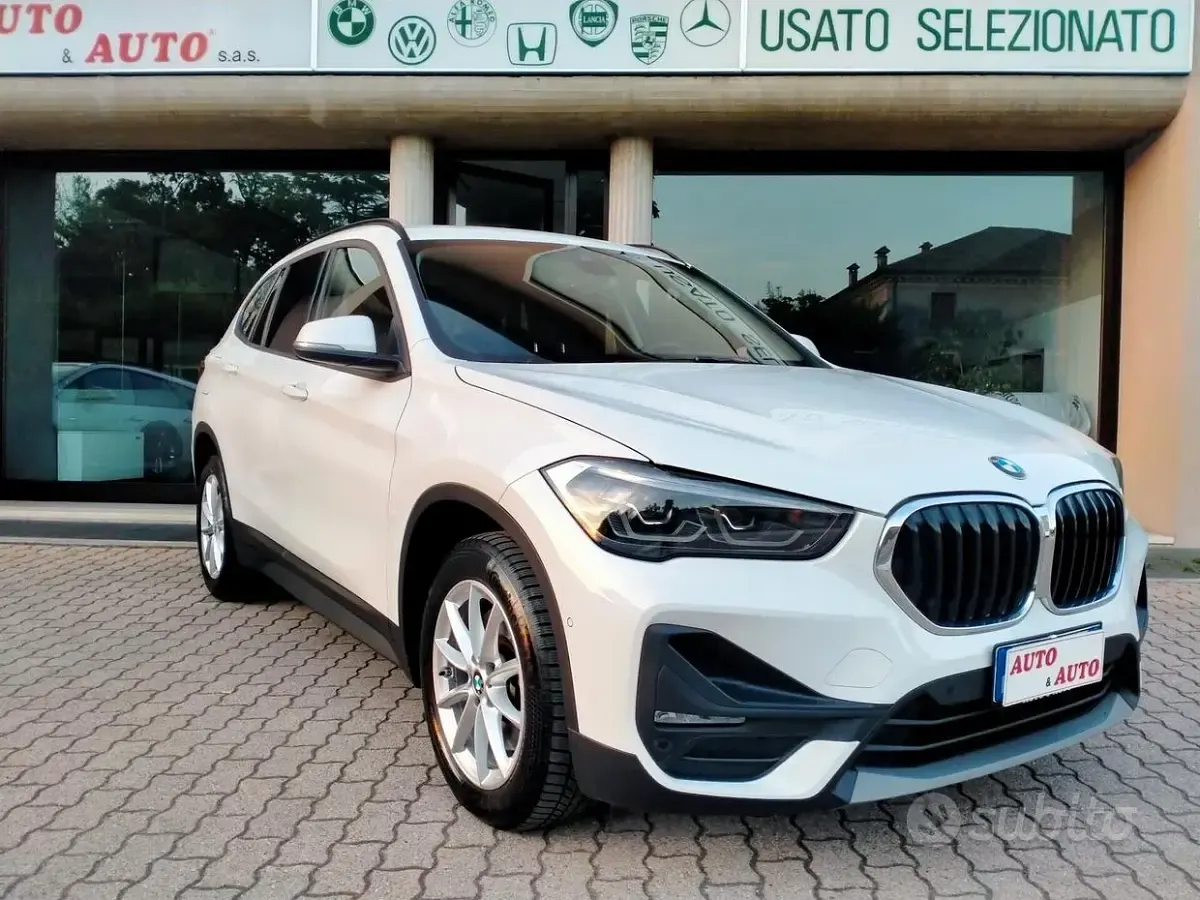 Usata BMW X1 190 CV (139 kW) 2022 Bianco SUV