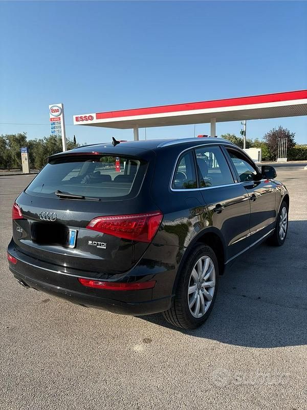 Usata Audi Q5 170 CV (125 kW) 2010 Nero SUV