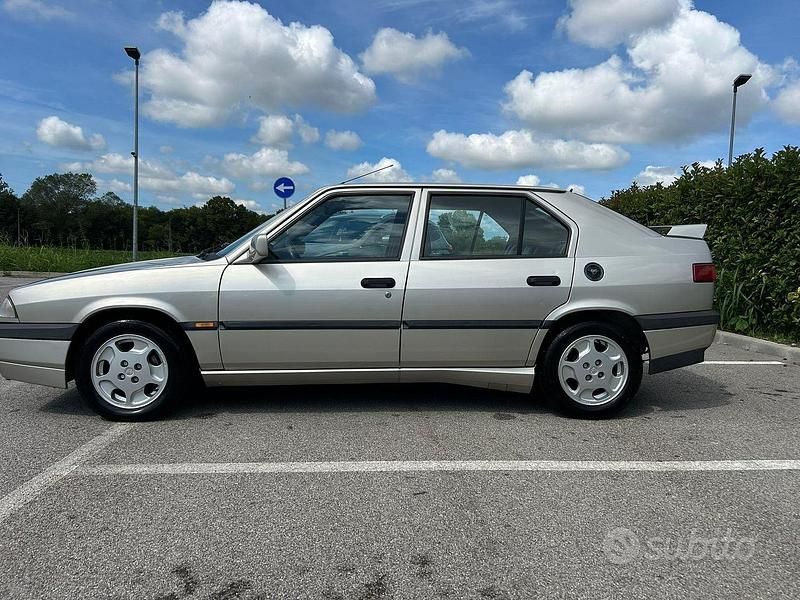 Usata Alfa Romeo 33 107 CV (78 kW) 1991 Grigio Berlina