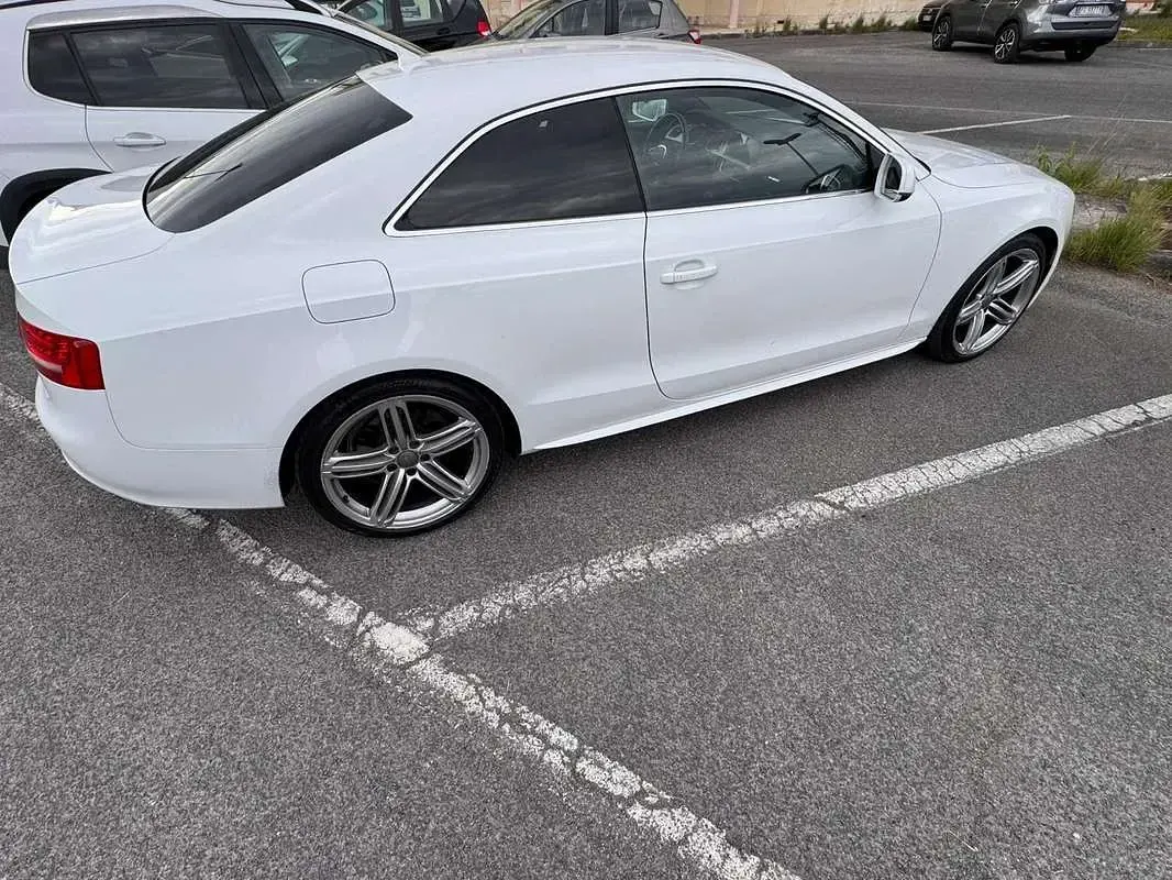 Usata Audi A5 Ambition 190 CV (139 kW) 2010 Bianco Coupé