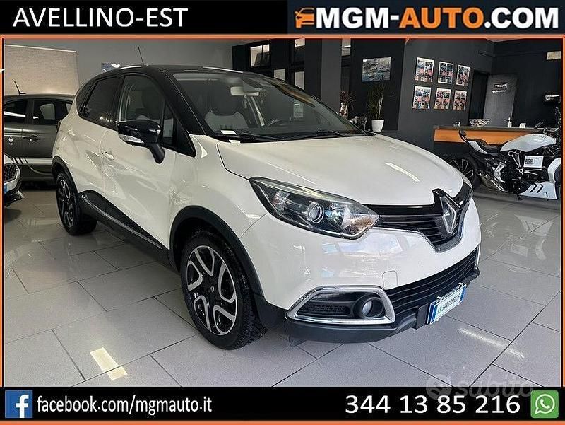 Usata Renault Captur Intens 90 CV (66 kW) 2016 Beige SUV