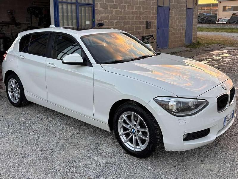 Usata BMW 116 Comfort Edition 116 CV (85 kW) 2015 Bianco Utilitaria
