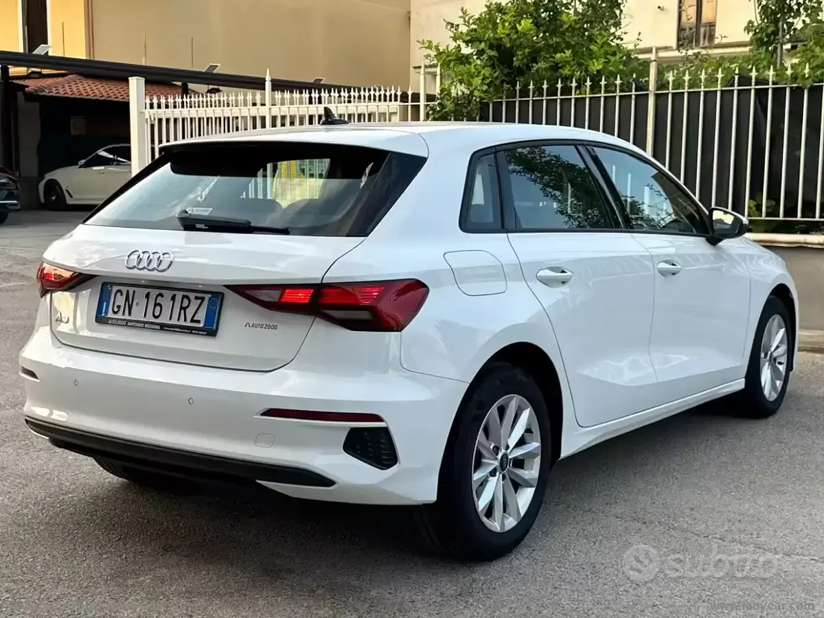 Usata Audi A3 Business 116 CV (85 kW) 2023 Bianco Berlina