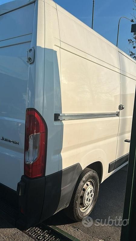 Usata Citroën Jumper 140 CV (102 kW) 2021 Bianco Monovolume