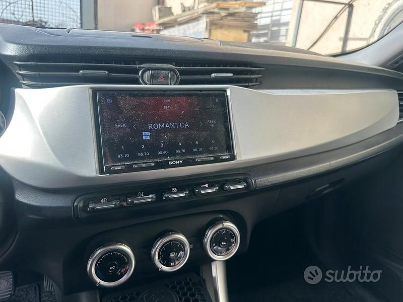 Usata Alfa Romeo Giulietta 105 CV (77 kW) 2012 Utilitaria