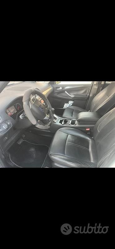 Usata Ford S-MAX S 163 CV (119 kW) 2011 Bianco Monovolume