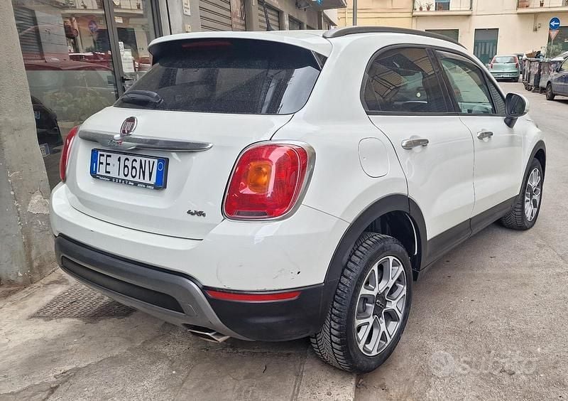 Usata Fiat 500X Cross 140 CV (102 kW) 2016 Bianco SUV