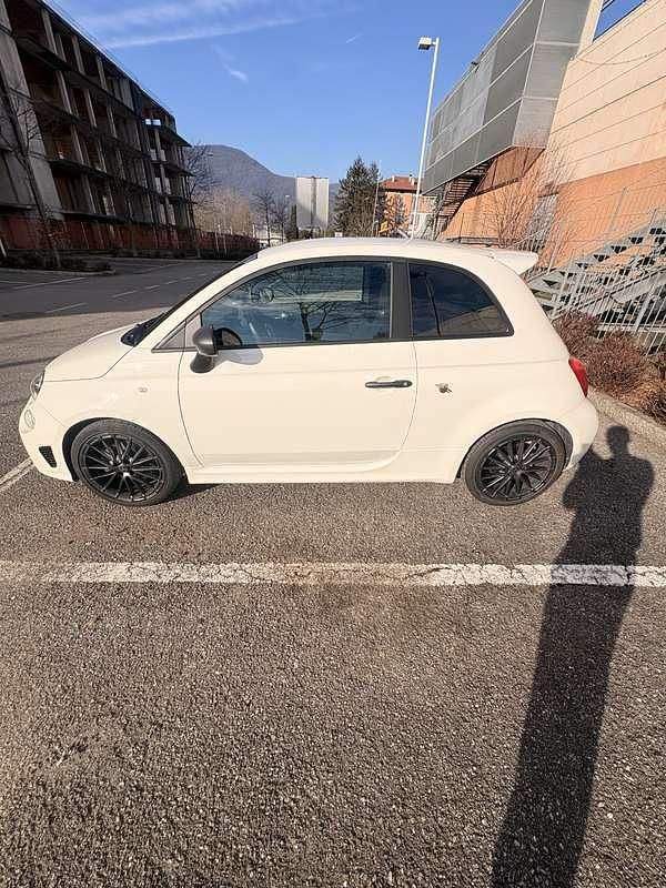Usata Abarth 595 165 CV (121 kW) 2024 Bianco Utilitaria
