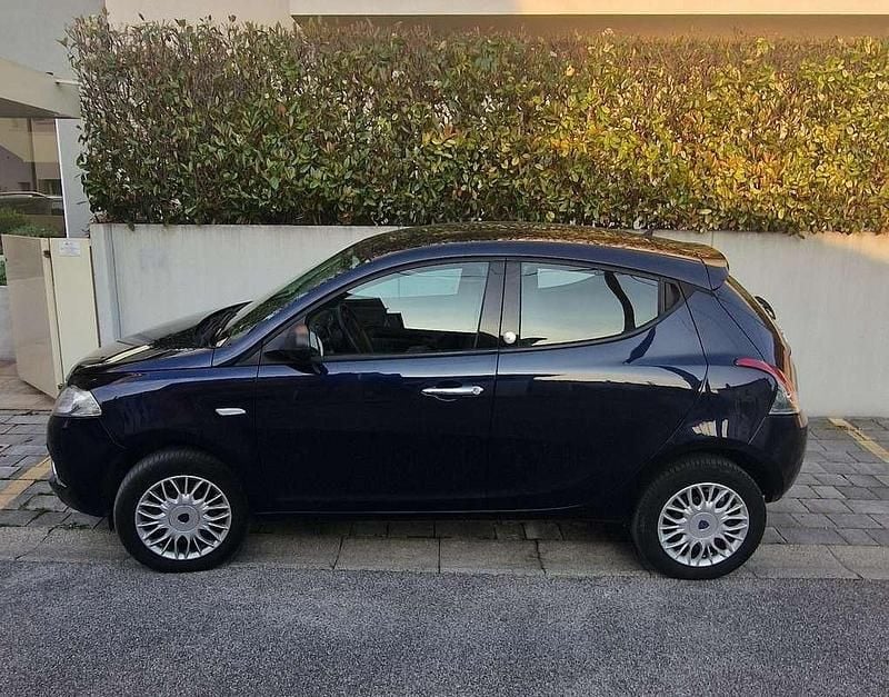 Usata Lancia Ypsilon Silver 80 CV (58 kW) 2018 Utilitaria
