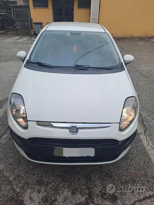 Usata Fiat Grande Punto 2012 Bianco Utilitaria