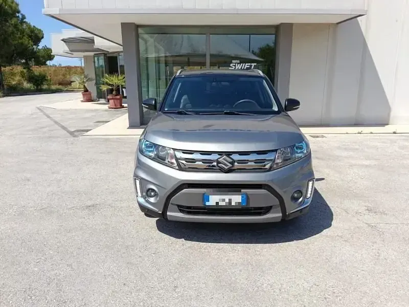 Usata Suzuki Vitara 120 CV (88 kW) 2016 Grigio scuro SUV
