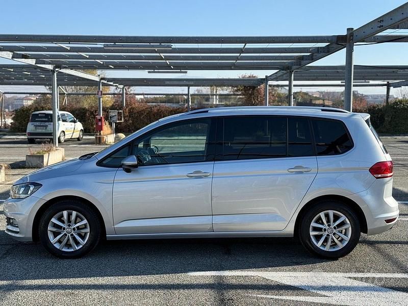 Usata VW Touran Executive 150 CV (110 kW) 2016 Grigio Monovolume