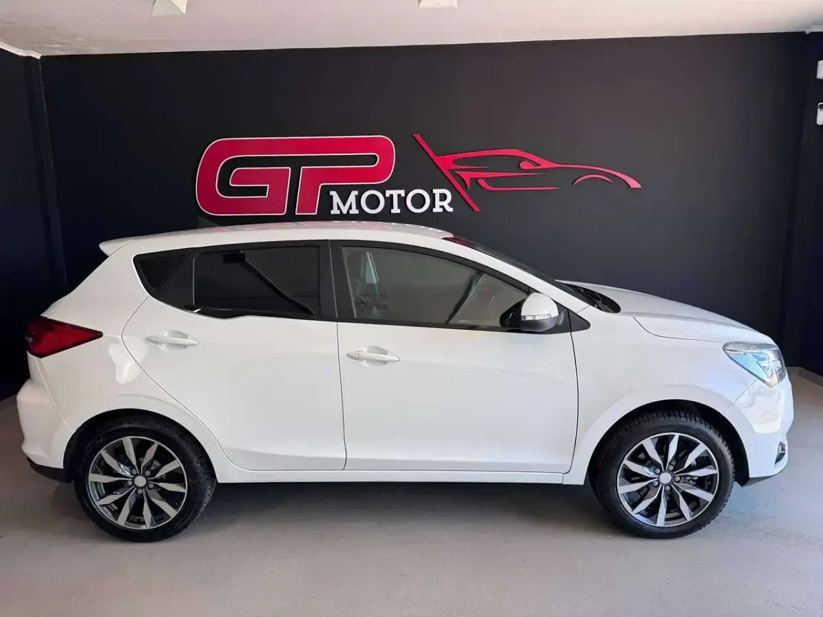 Usata EVO Evo 3 107 CV (78 kW) 2023 Bianco SUV