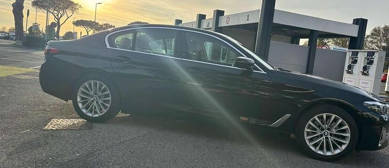 Usata BMW 520 Luxury Line 190 CV (139 kW) 2021 Nero Berlina