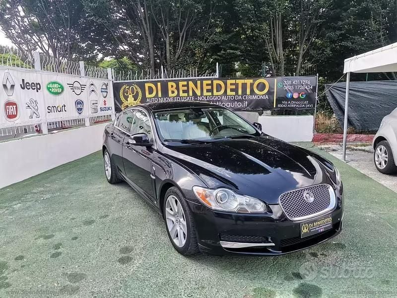 Usata Jaguar XF Premium Luxury 207 CV (152 kW) 2009 Nero Berlina