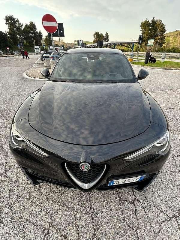 Usata Alfa Romeo Stelvio Business 190 CV (139 kW) 2022 SUV