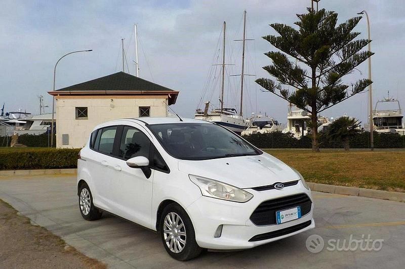 Usata Ford B-MAX 95 CV (69 kW) 2015 Bianco Monovolume