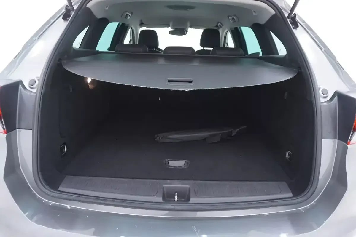 Usata Opel Astra Business Elegance 122 CV (89 kW) 2021 Grigiogrigio Station wagon