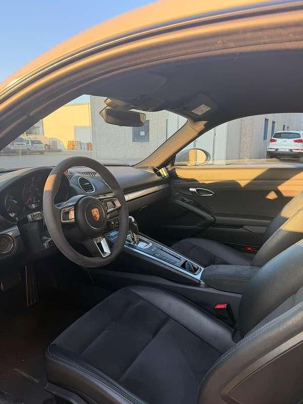 Usata Porsche 718 300 CV (220 kW) 2018 Grigio Coupé