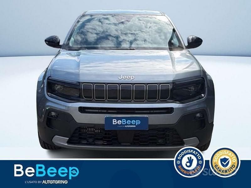 Usata Jeep Avenger Summit 100 CV (73 kW) 2025 Grigio metallizzato SUV