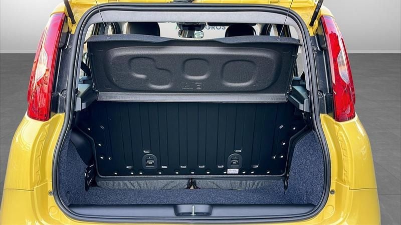 Nuova Fiat Panda Icon 70 CV (51 kW) 2025 Giallo Utilitaria