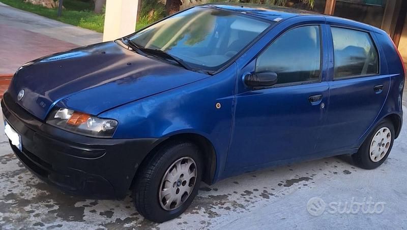 Usata Fiat Punto 2001 Blu Utilitaria