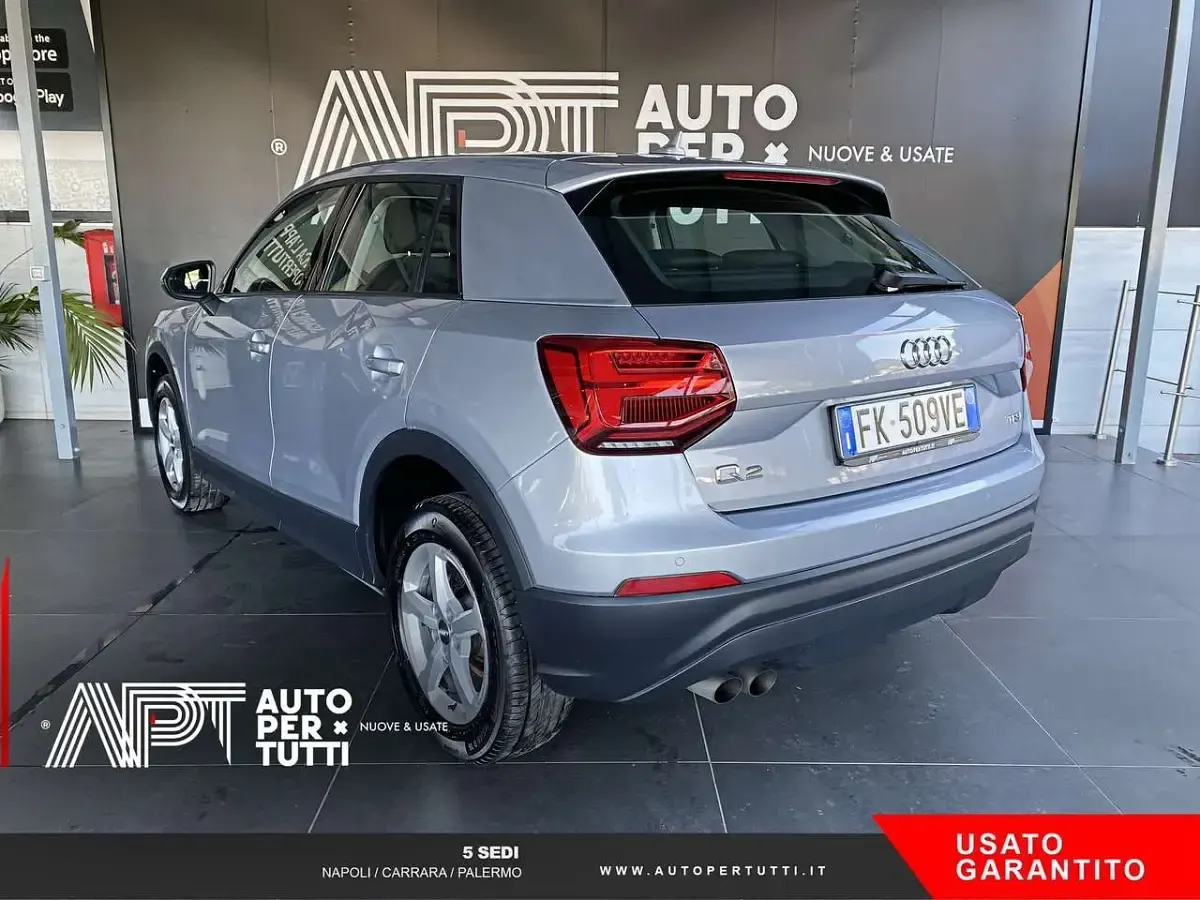 Usata Audi Q2 Business 150 CV (110 kW) 2017 Argento SUV