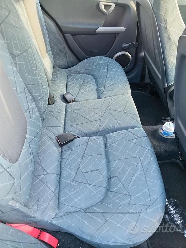 Begagnad Smart ForFour 95 HK (69 kW) 2005 Svart Halvkombi
