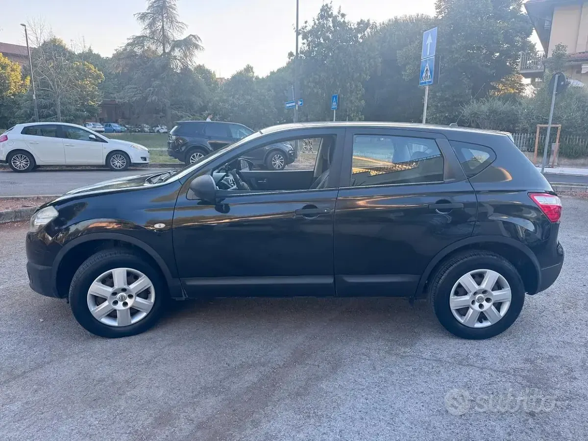 Usata Nissan Qashqai Tekna 110 CV (80 kW) 2012 Nero SUV