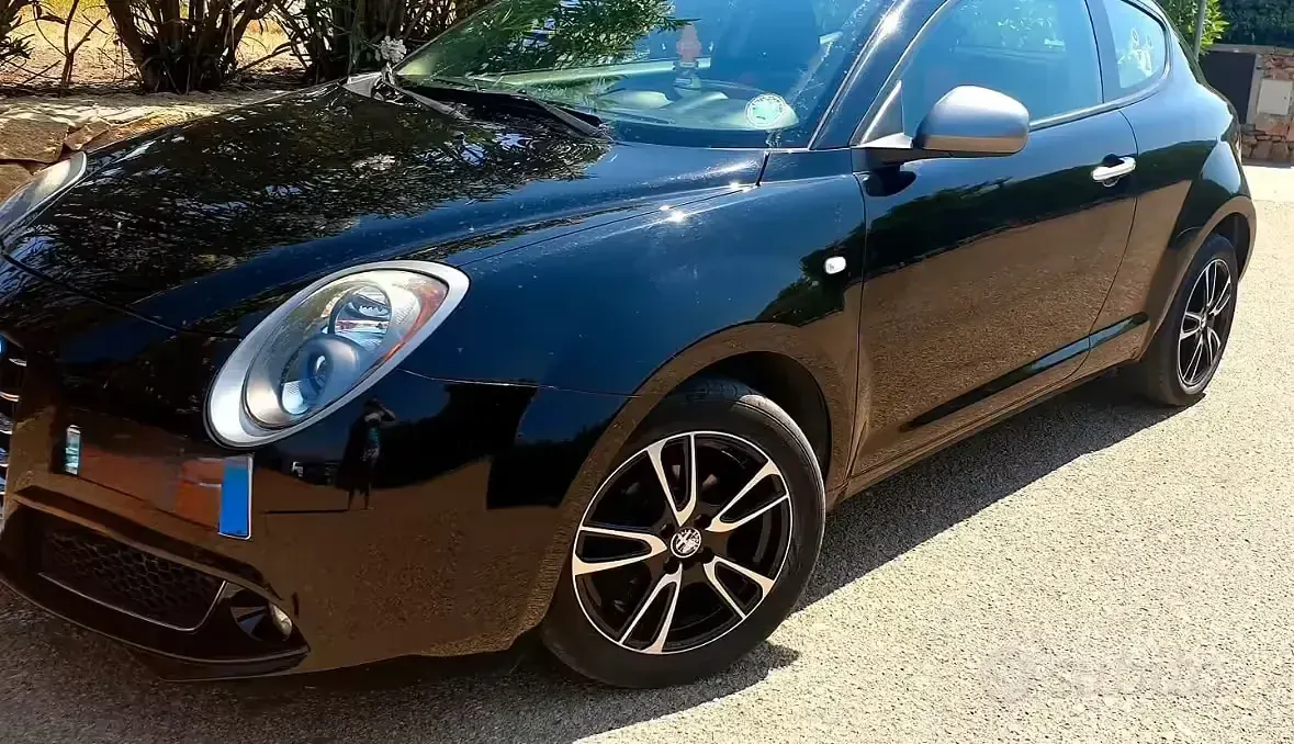 Usata Alfa Romeo MiTo 77 CV (56 kW) 2014 Nero Utilitaria