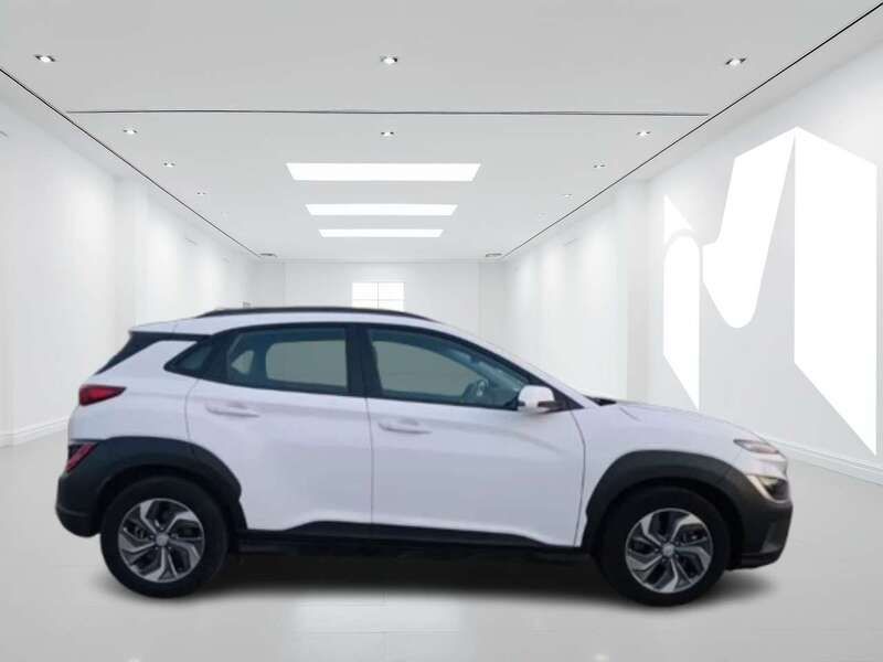 Usata Hyundai Kona 105 CV (77 kW) 2021 Bianco SUV