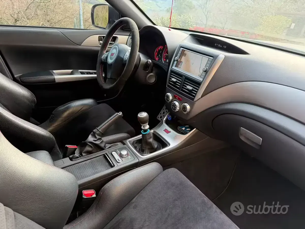 Usata Subaru Impreza 300 CV (220 kW) 2010 Berlina