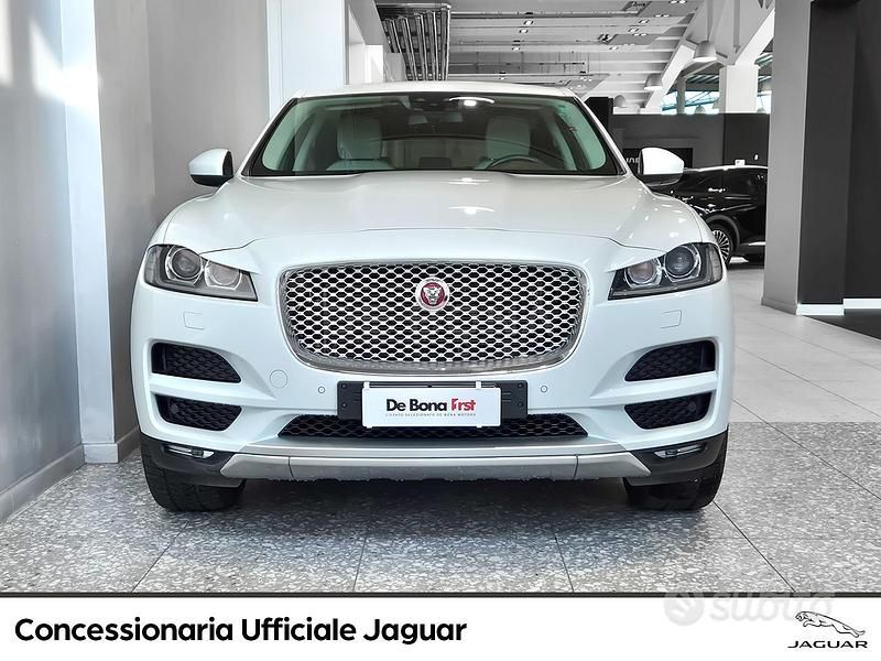 Usata Jaguar F-Pace Prestige 241 CV (177 kW) 2018 Bianco SUV