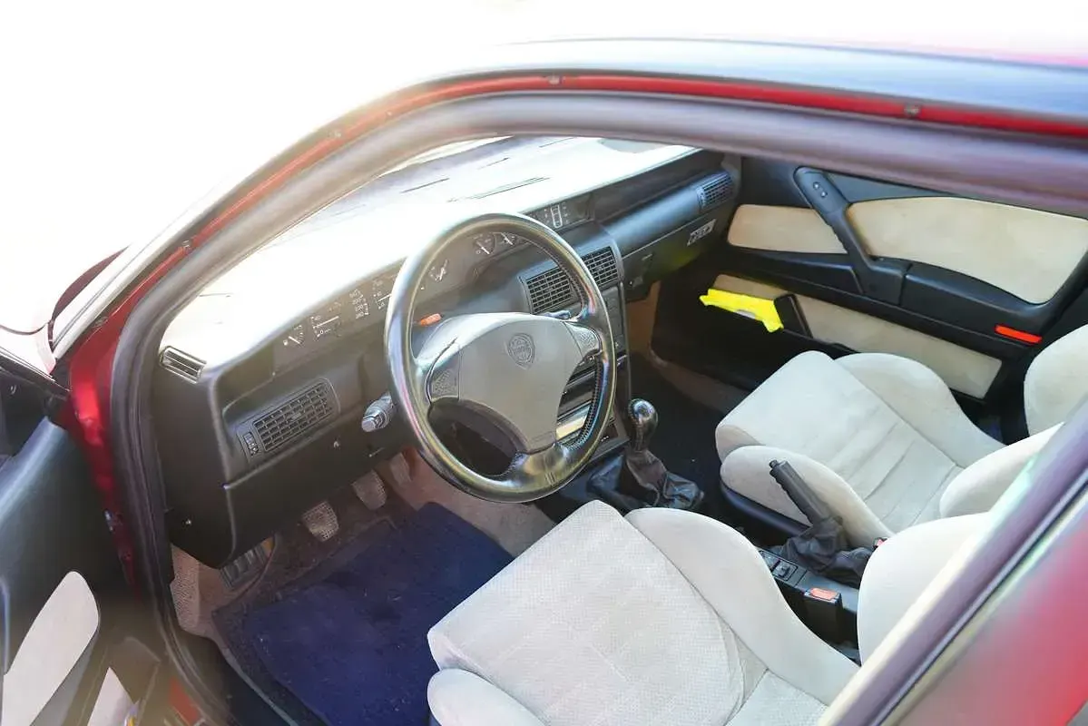 Usata Lancia Delta 186 CV (136 kW) 1995 Rosso Utilitaria