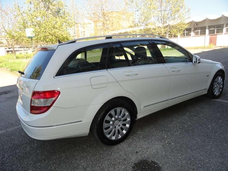 Usata Mercedes C220 Executive 170 CV (125 kW) 2010 Bianco Station wagon