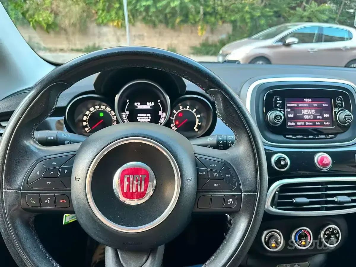 Usata Fiat 500X 120 CV (88 kW) 2017 Nero SUV