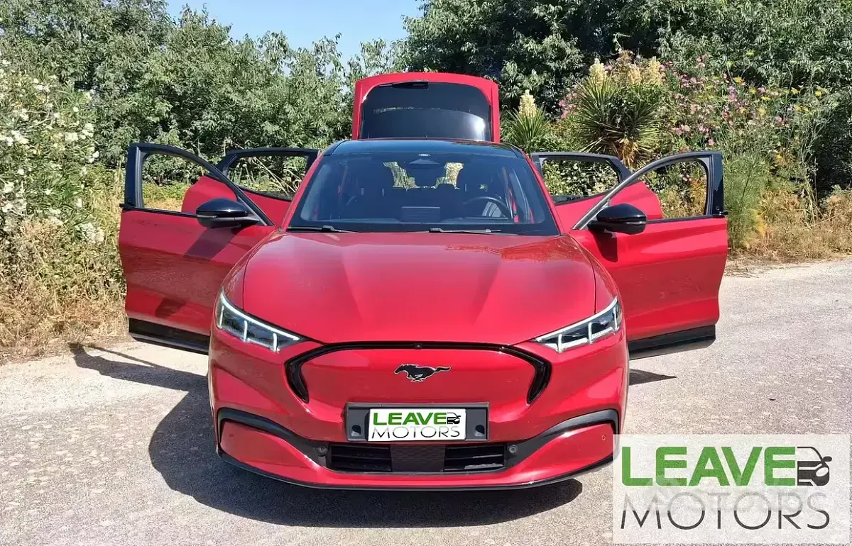 Usata Ford Mustang Standard Range 169 CV (124 kW) 2021 Rosso Station wagon