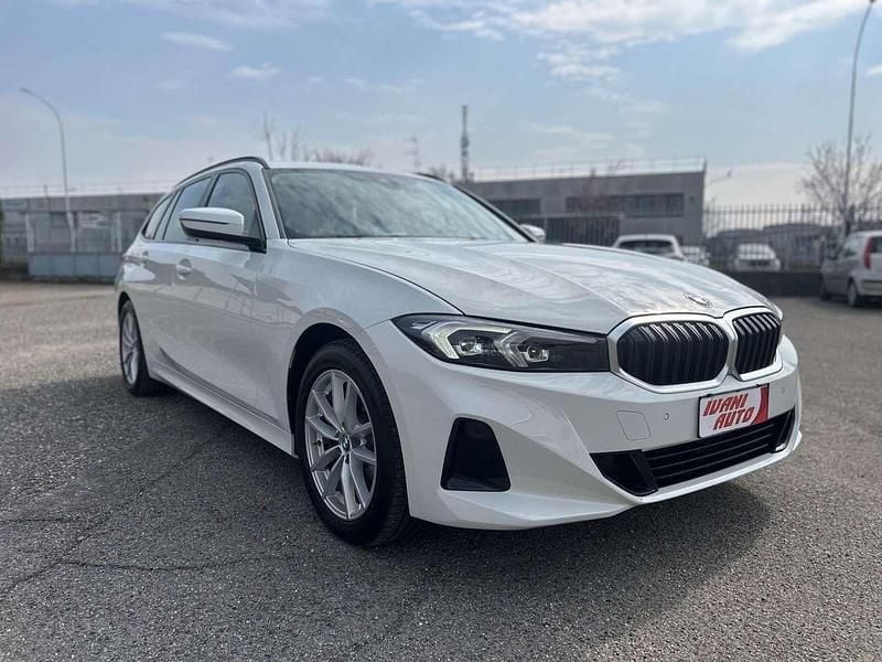 Usata BMW 320 190 CV (139 kW) 2023 Bianco Station wagon