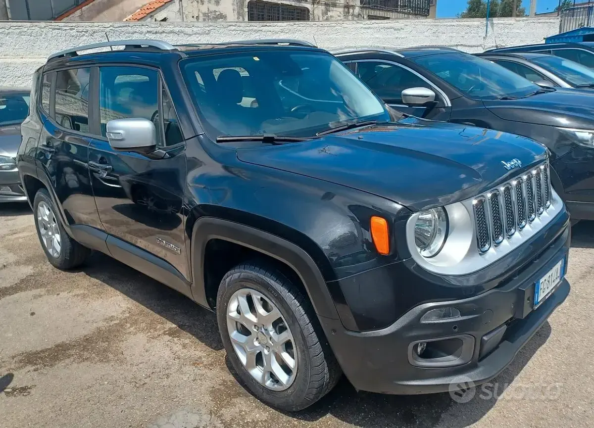 Usata Jeep Renegade Limited 140 CV (102 kW) 2017 Nero SUV
